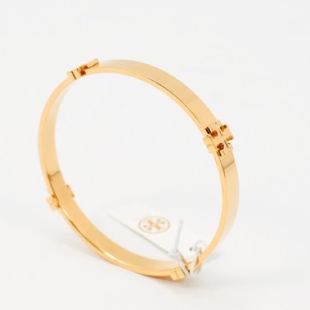 tory burch // gold logo bangle - Picture 4 of 5